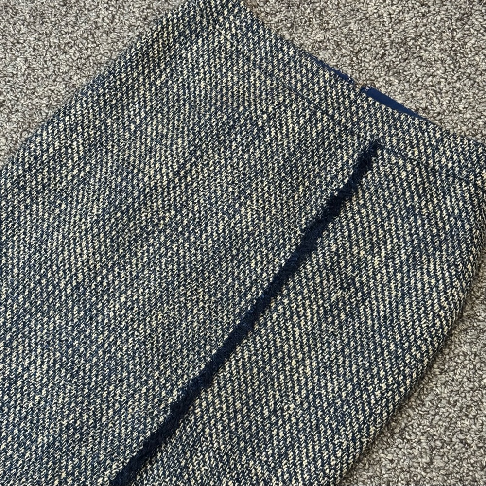 Calvin Klein Blue and White Metallic Threaded Tweed Pencil Skirt - Picture 3 of 8